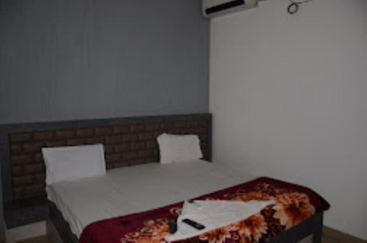 Vidisha Hotel Rajawat , Madhya Pradesh מראה חיצוני תמונה